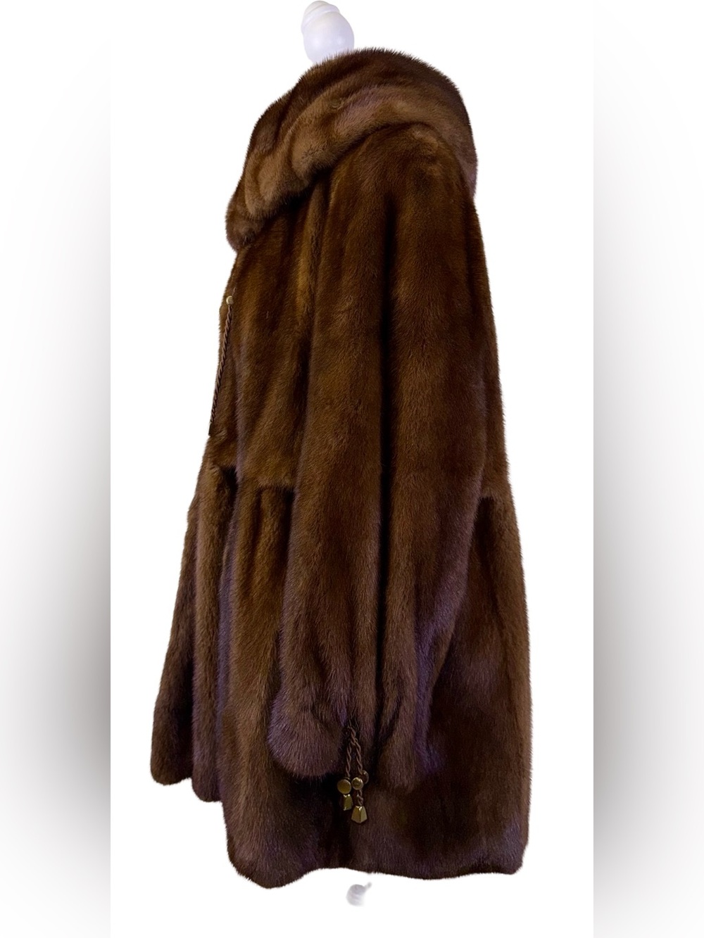 MINK STROLLER COAT IN BROWN MINK BY SAGA FURS - Picture 3 of 10